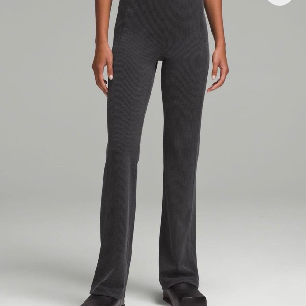 Lulu Lemon Women's Gray Ribbed wide leg Pants